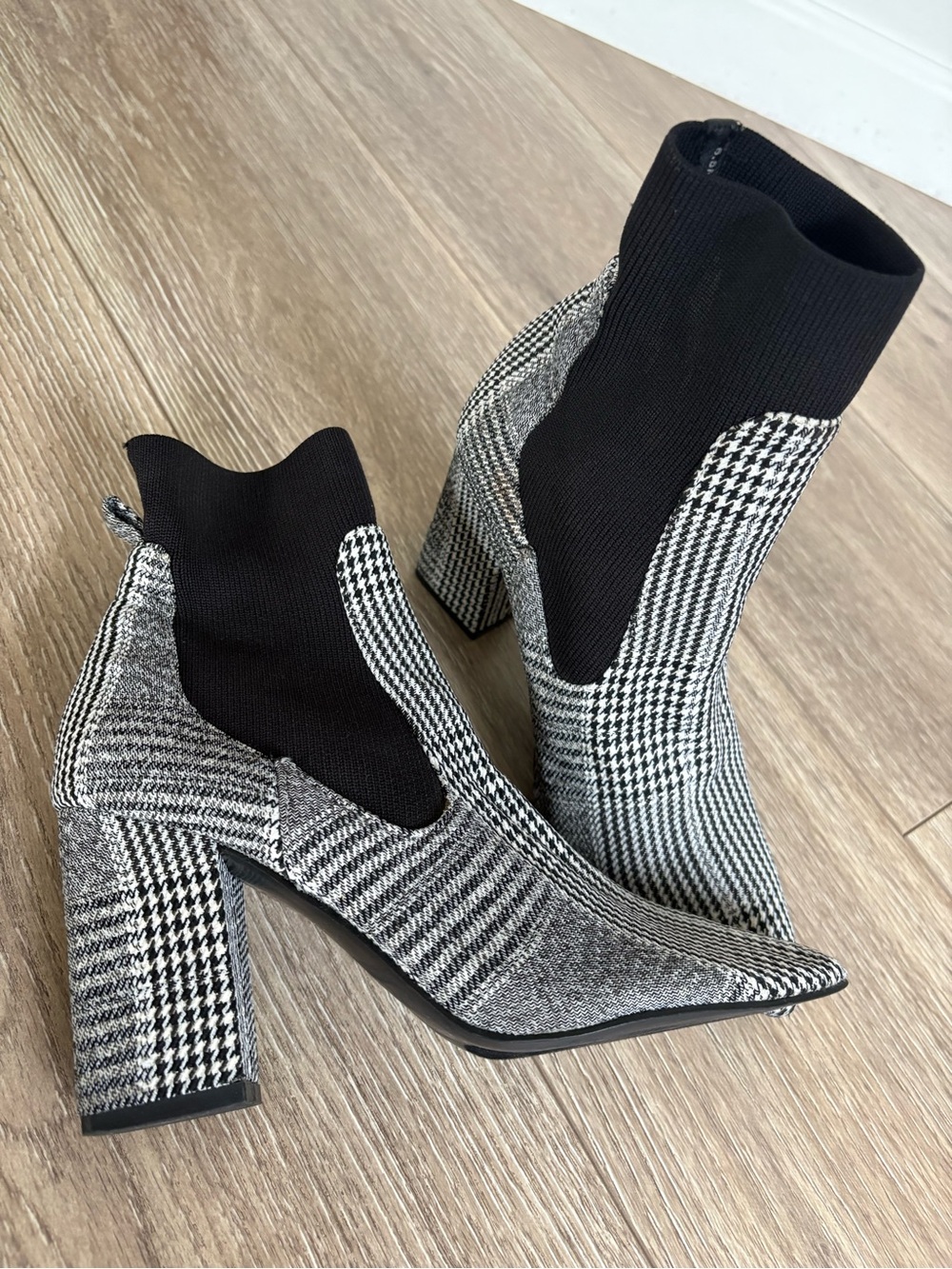 Steve Madden Black and White Houndstooth Sock Ankle Booties - Picture 3 of 12